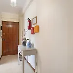 Apartament T0 Grota