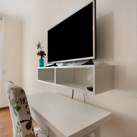 Apartament T0 Grota